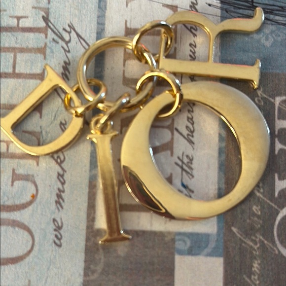 Dior Gold Key Holder - Picture 1 of 3